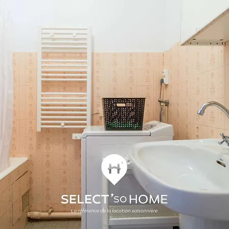 Selectsohome - Vue Piscine A La Faviere - Anglade *